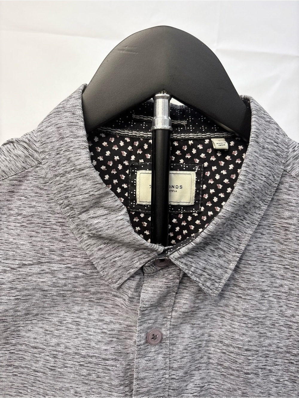 7 Diamonds Men's Short Sleeve Heathered Button-Down Shirt - Gray - Picture 2 of 8